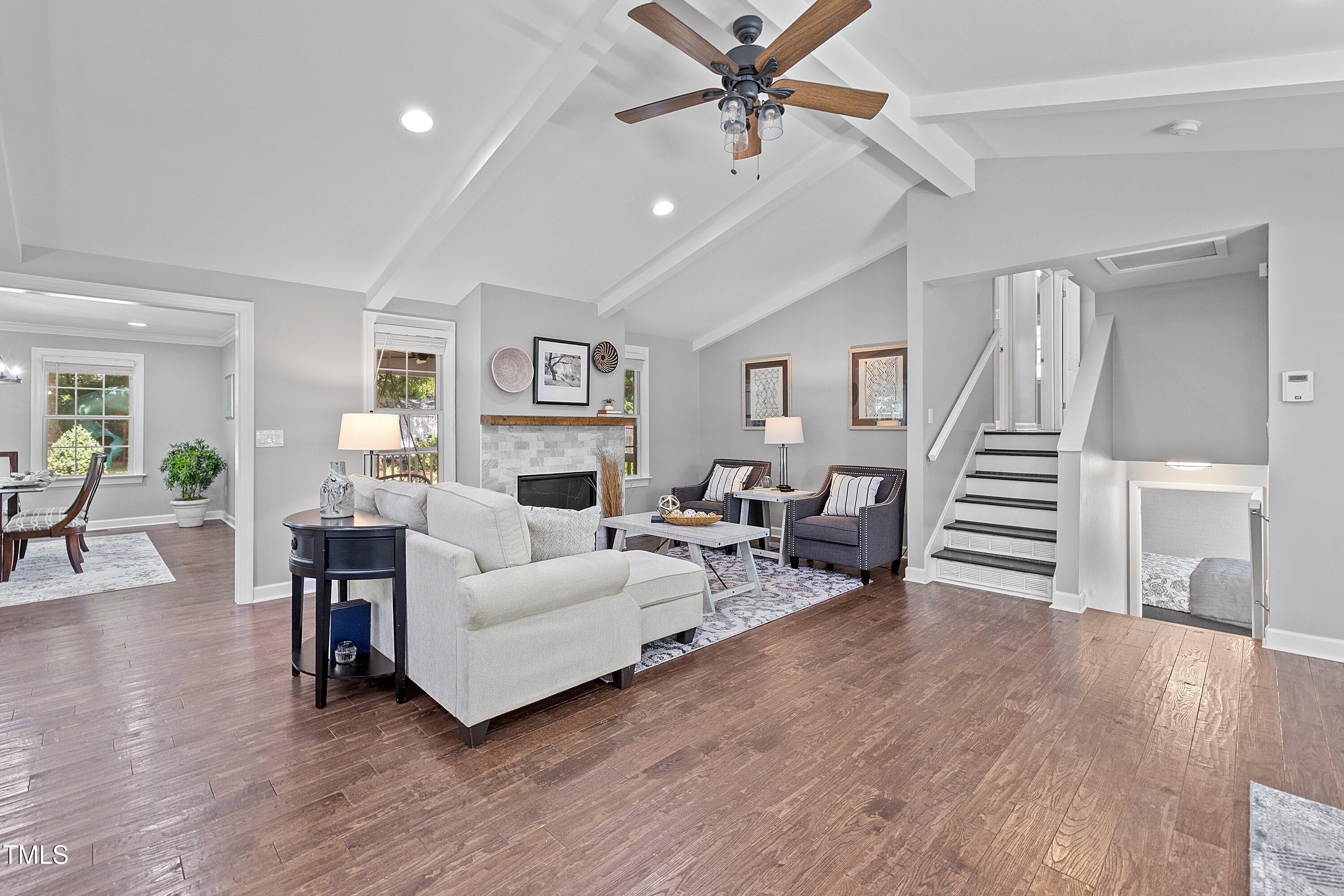405 East Rowan Street Raleigh, NC 27609 - Photo 5 of 52 32-405 E Rowan _7161