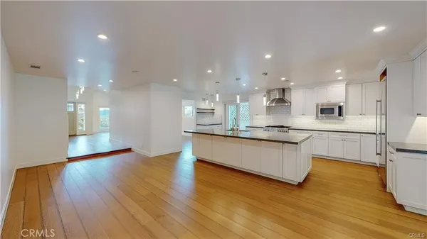 $2,595,000 | 3119 Mesa Verde Drive, Burbank, CA 91504