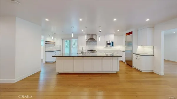 $2,595,000 | 3119 Mesa Verde Drive, Burbank, CA 91504