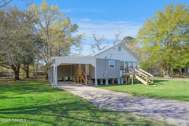 $135,000 | 404 Senior Alley, Abbeville, LA 70510
