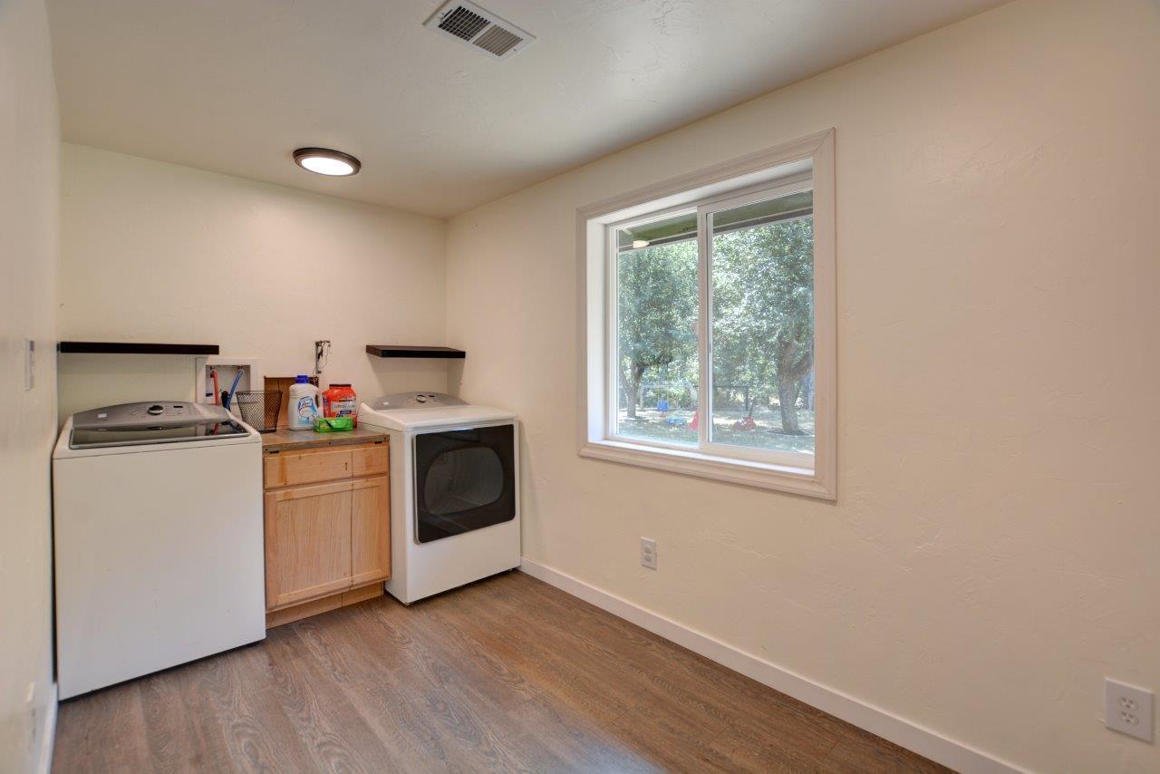 3399 Granite Hill Road Grants Pass, OR 97526 - Photo 18 of 30 18