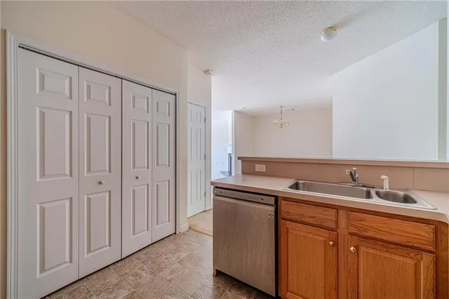 a view of a room with an empty space