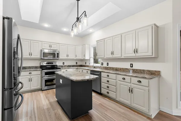 $600,000 | 5363 Four Seasons Drive, Kalamazoo, MI 49009