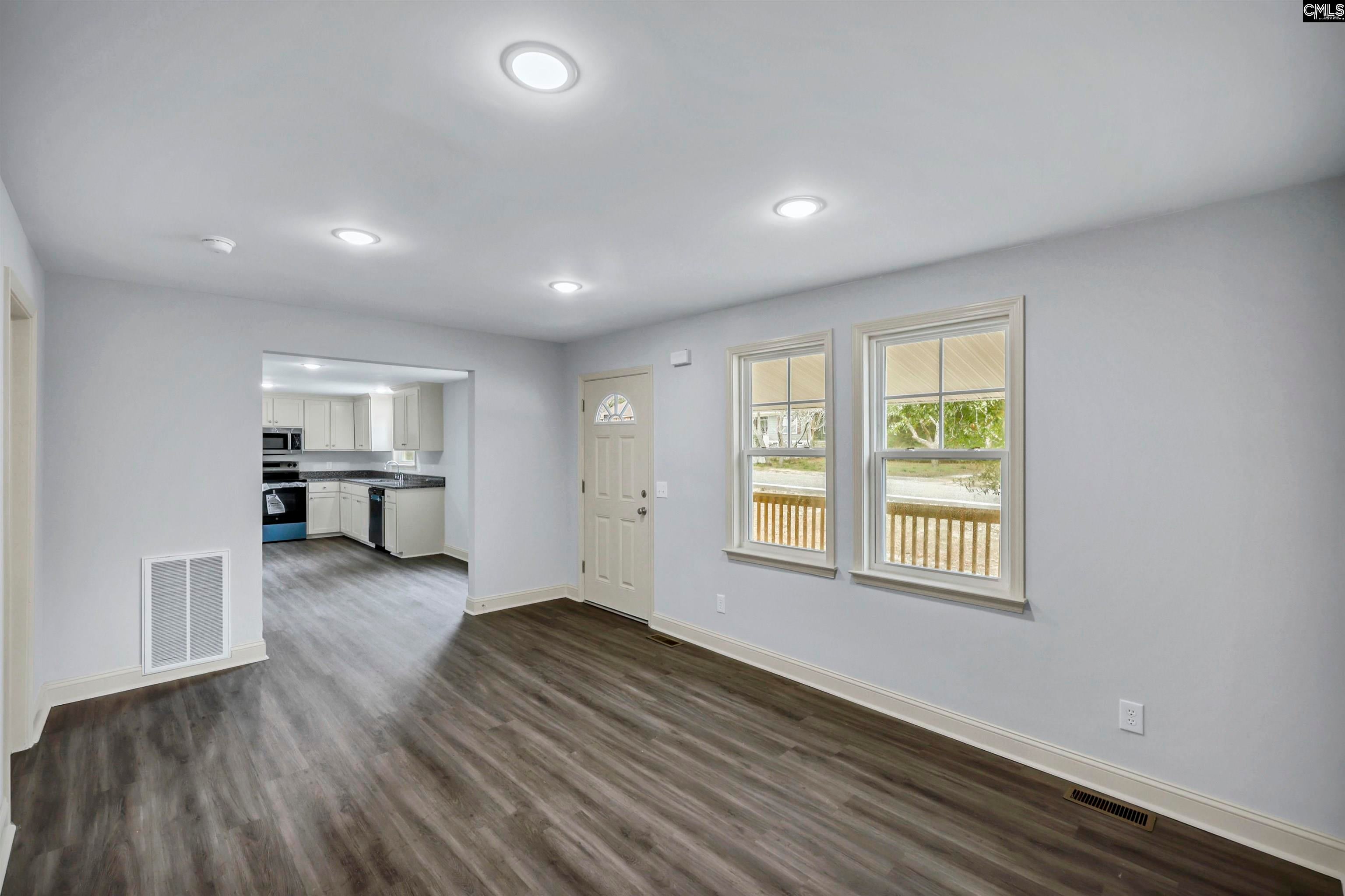 152 Robin Road Lexington, SC 29073 - Photo 7 of 26 Gallery Image 7