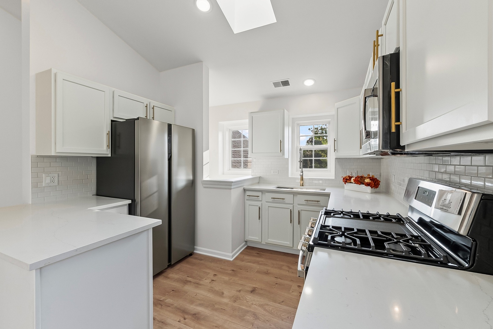 2220 Waterleaf Court, Unit 204 Naperville, IL 60564 - Photo 12 of 29