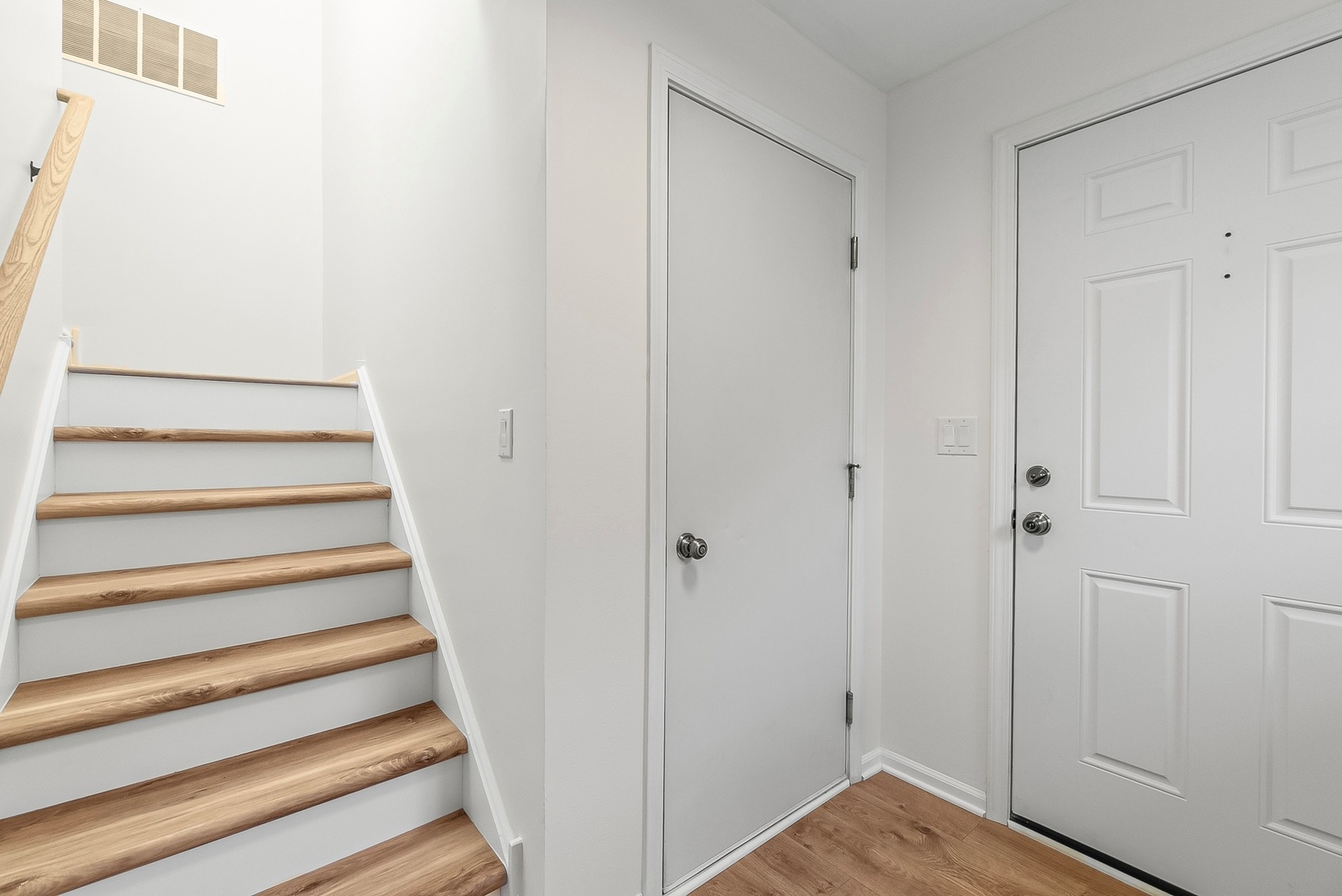 2220 Waterleaf Court, Unit 204 Naperville, IL 60564 - Photo 24 of 29