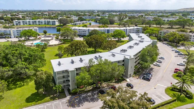 $110,000 | 3028 Berkshire East, Deerfield Beach, FL 33442