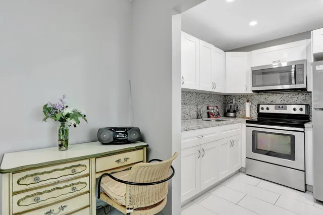 $110,000 | 3028 Berkshire East, Deerfield Beach, FL 33442