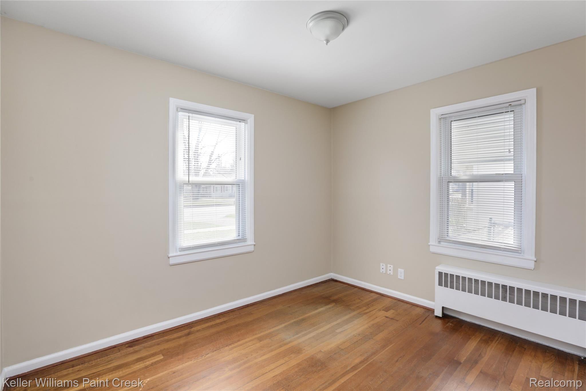 1069 East 14 Mile Road Clawson, MI 48017 - Photo 8 of 18 1069 E 14 Mile Rd Clawson0016.jpg