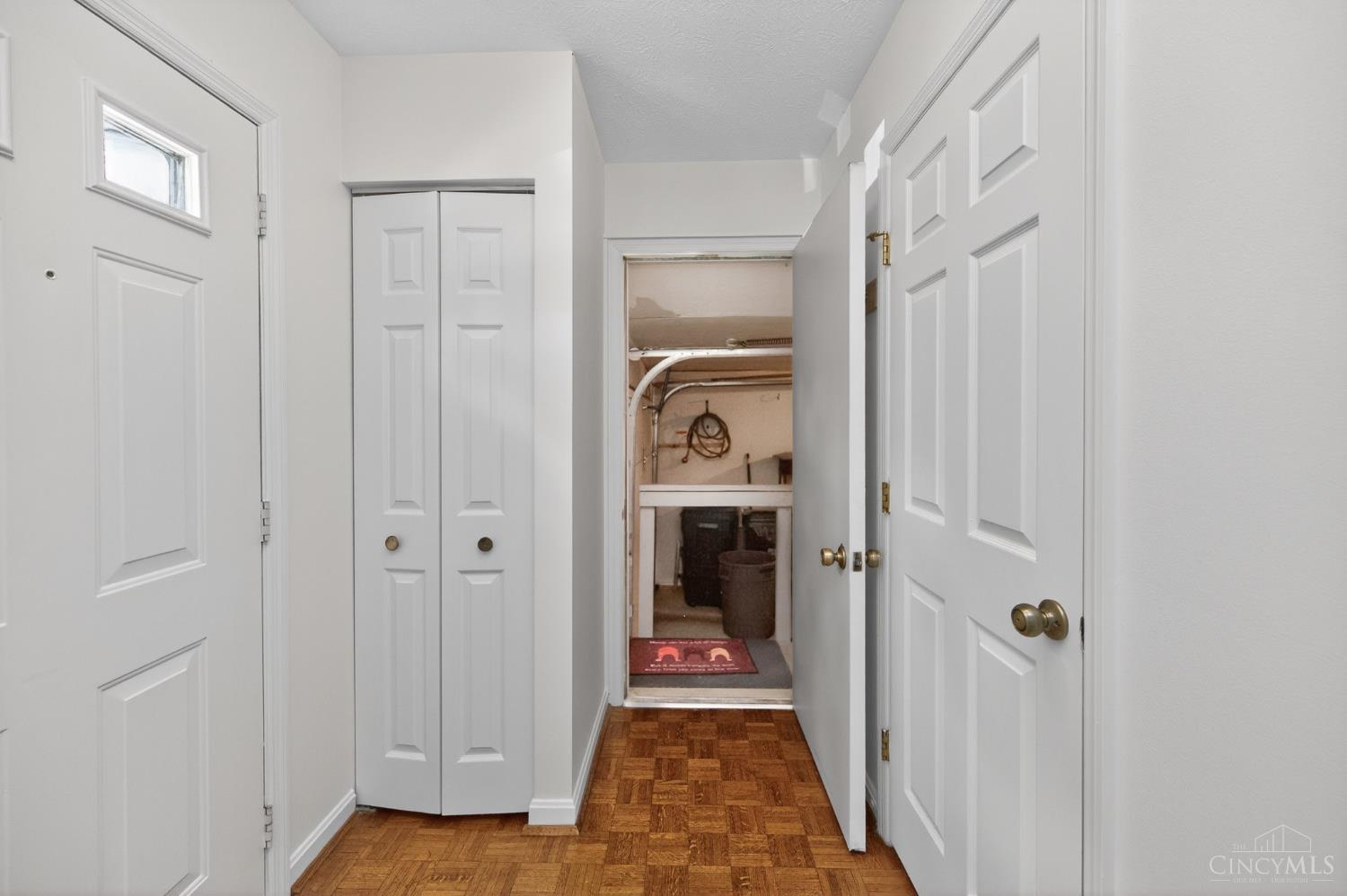 6355 Corbly Road, Unit 4 Cincinnati, OH 45230 - Photo 12 of 43