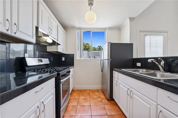 $2,780 | 6042 Barton Avenue, Los Angeles, CA 90038