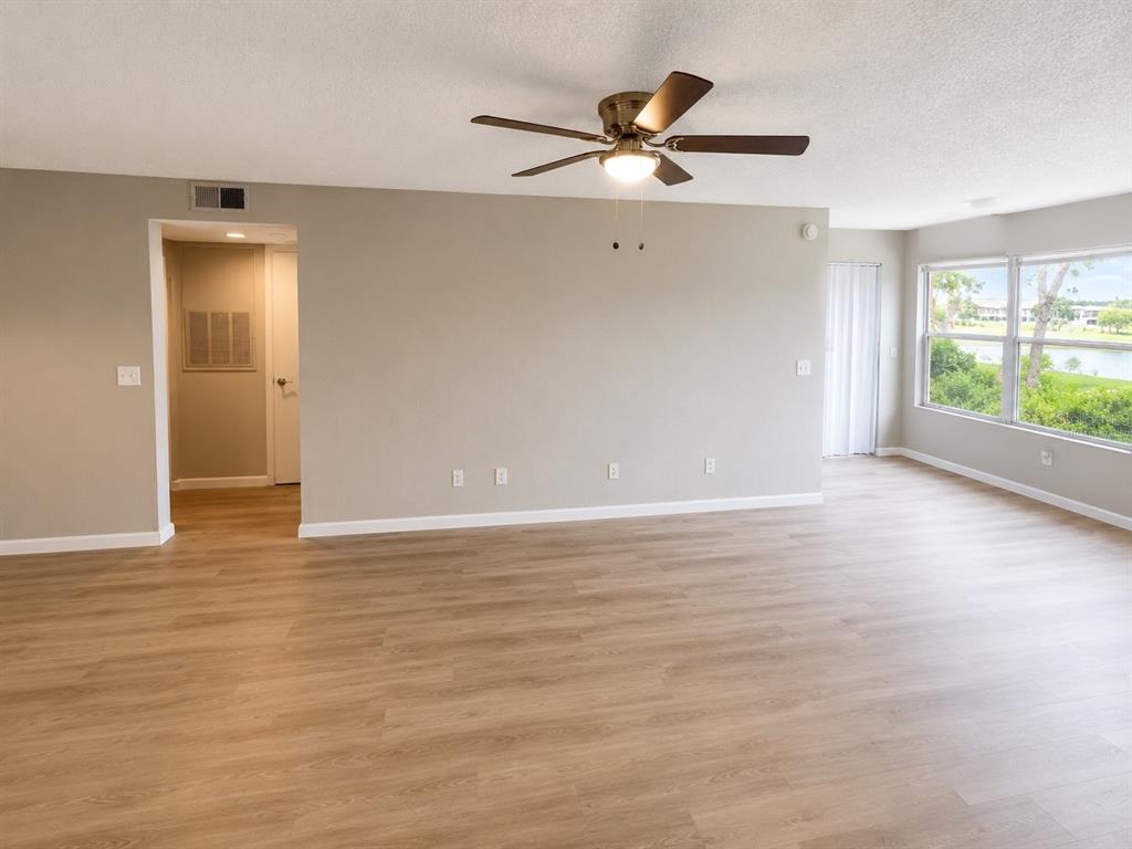 5160 Conroy Road, Unit 26 Orlando, FL 32811 - Photo 3 of 10