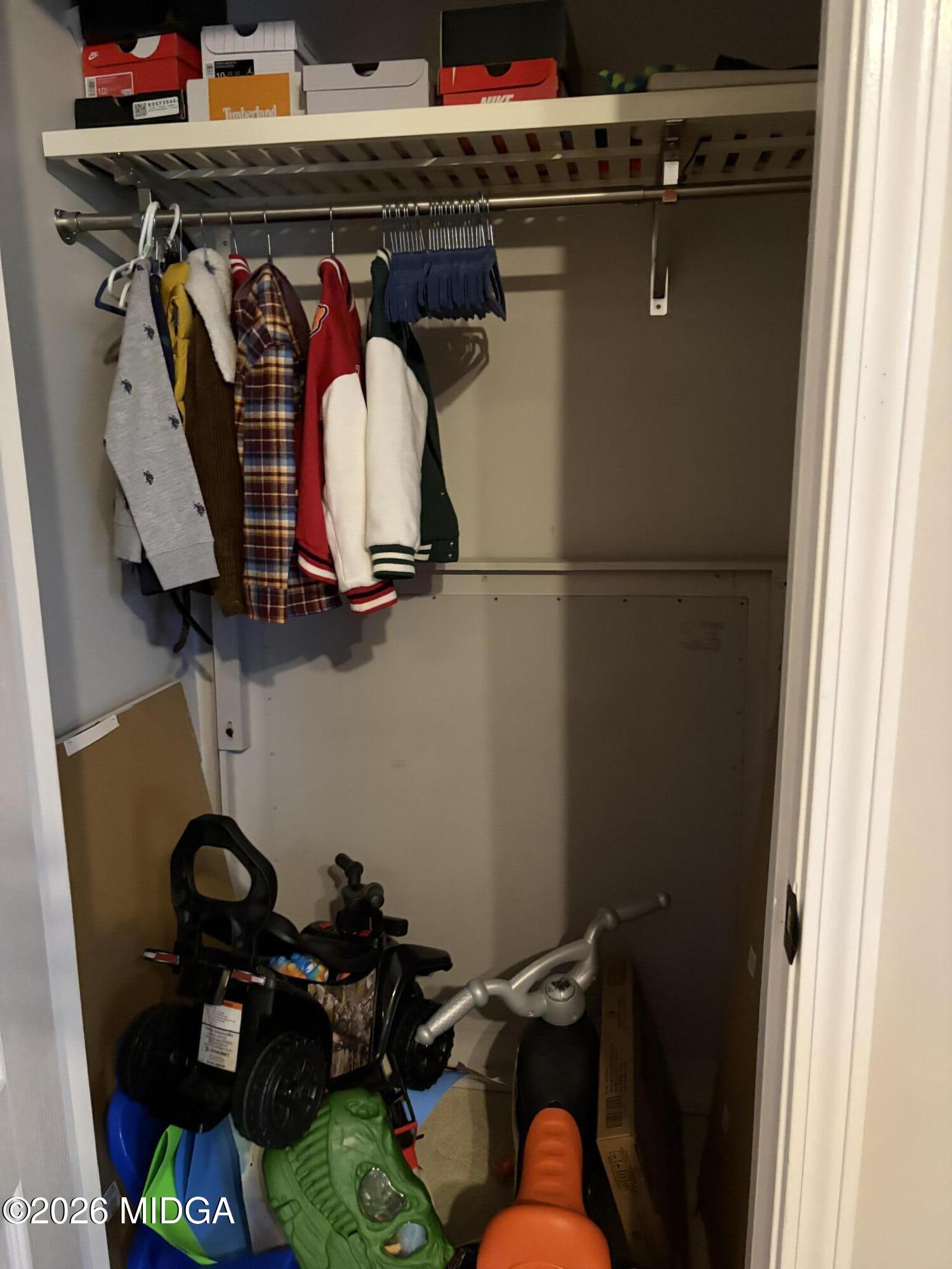 123 Hudson Way Macon, GA 31216 - Photo 20 of 23 child closet