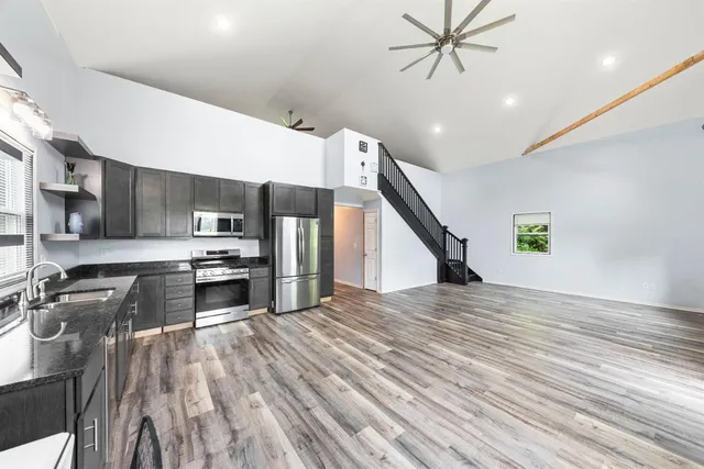 $1,400,000 | 579 East 800 North, Wheatfield, IN 46392