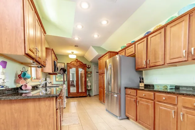 $1,400,000 | 579 East 800 North, Wheatfield, IN 46392