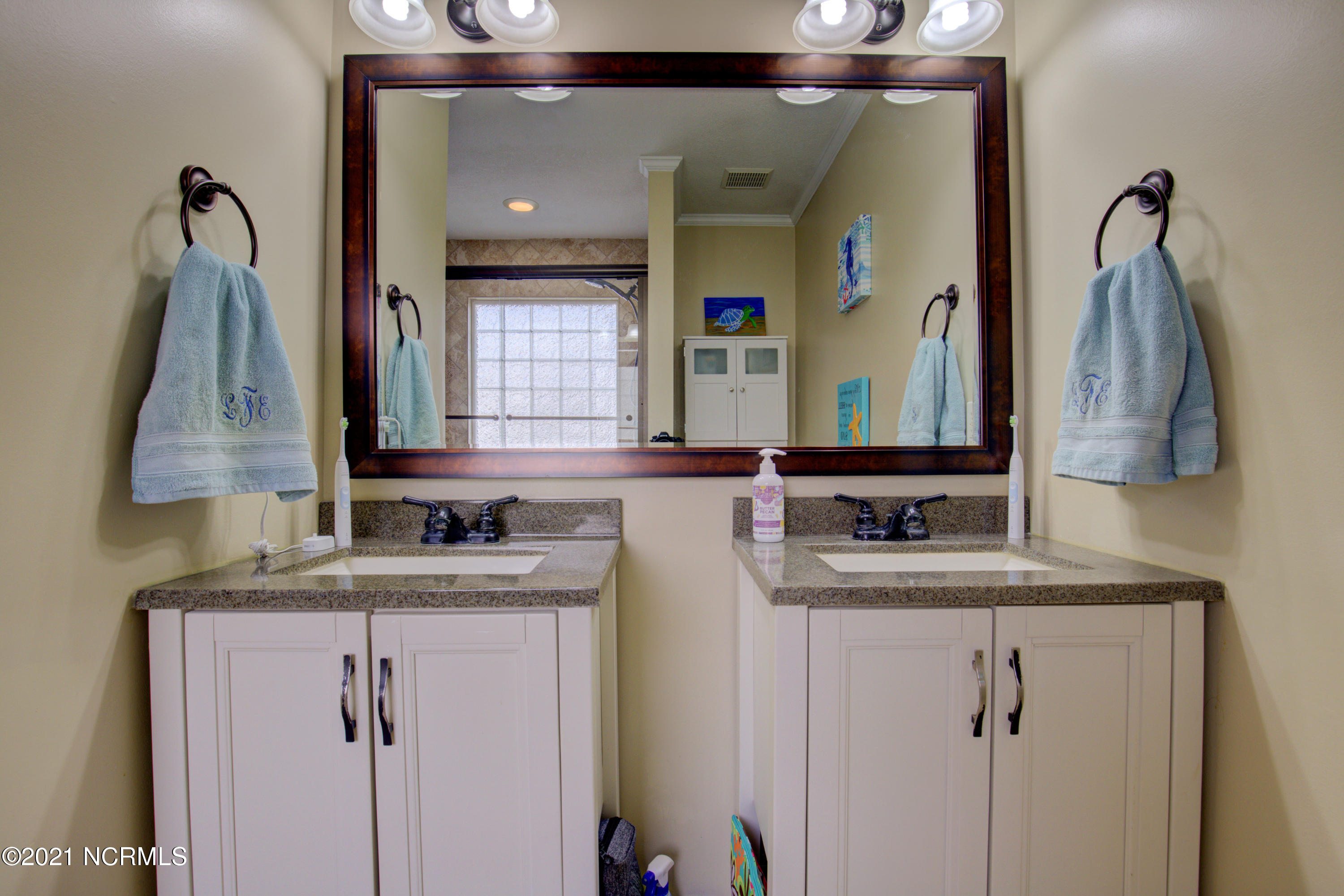 307 Dapper Dan Drive Sneads Ferry, NC 28460 - Photo 16 of 35 307 Dapper Dan - Interiors_11