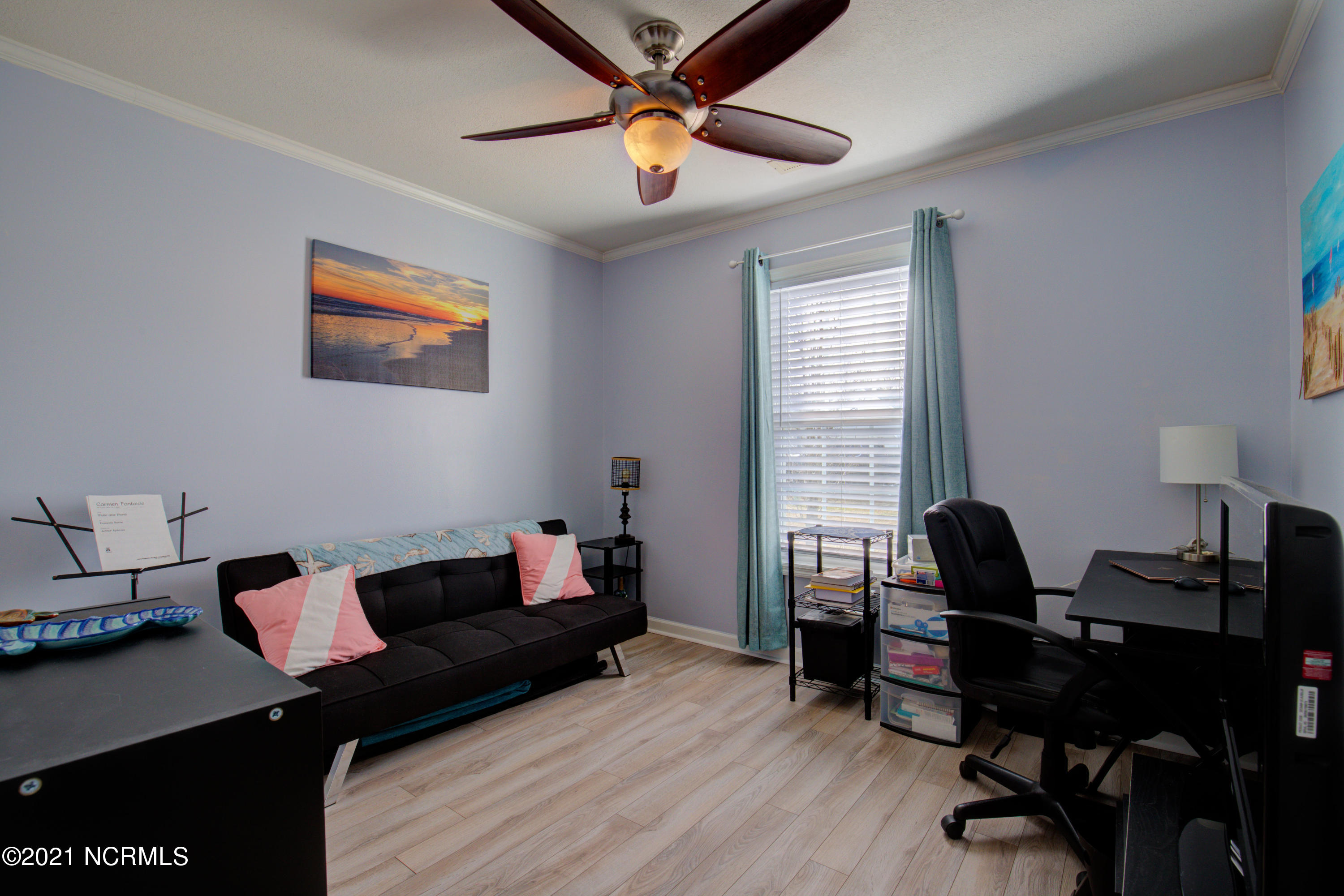 307 Dapper Dan Drive Sneads Ferry, NC 28460 - Photo 20 of 35 307 Dapper Dan - Interiors_24