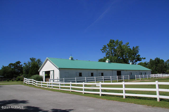 307 Dapper Dan Drive Sneads Ferry, NC 28460 - Photo 30 of 35 EscobaBayStables_LR