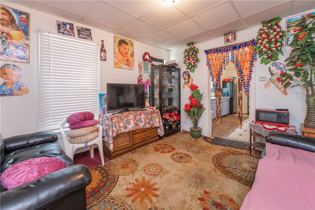 49 Jones Avenue Rochester, NY 14608 - Photo 5 of 23