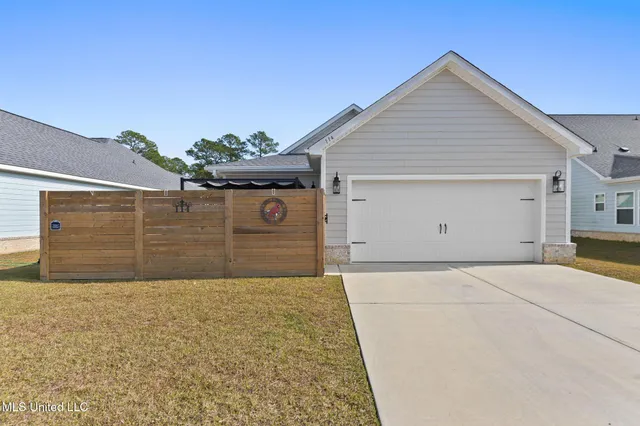 $310,000 | 114 Everly Circle, Ocean Springs, MS 39564