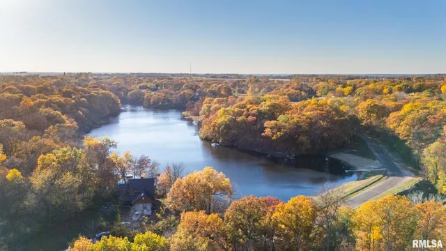 $346,890 | 7266 Granada Drive, Delavan, IL 61734