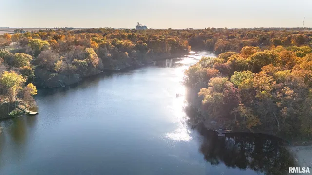 $346,890 | 7266 Granada Drive, Delavan, IL 61734