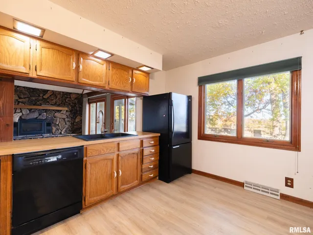 $346,890 | 7266 Granada Drive, Delavan, IL 61734