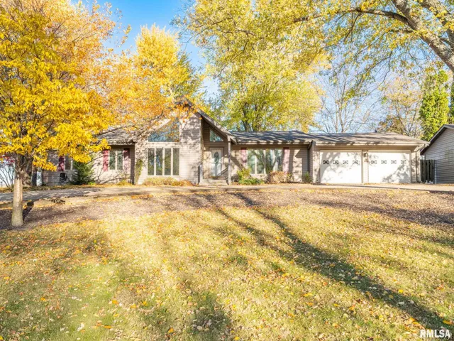 $346,890 | 7266 Granada Drive, Delavan, IL 61734