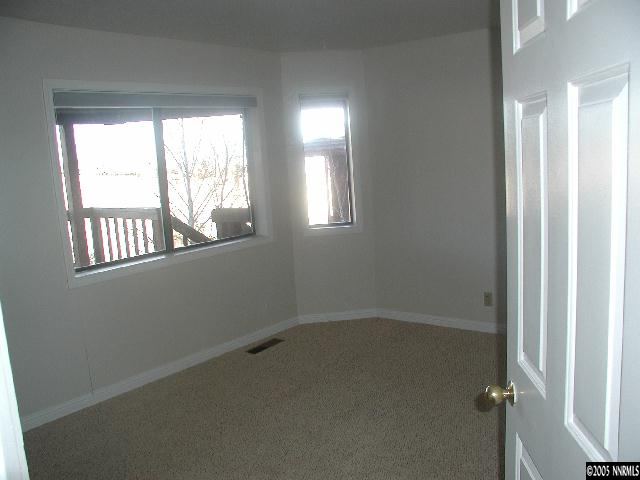 3607 Hemlock Way Reno, NV 89509 - Photo 5 of 7 Photo 5