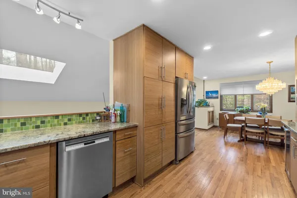 $950,000 | 7314 Meadow Wood Way, Clarksville, MD 21029