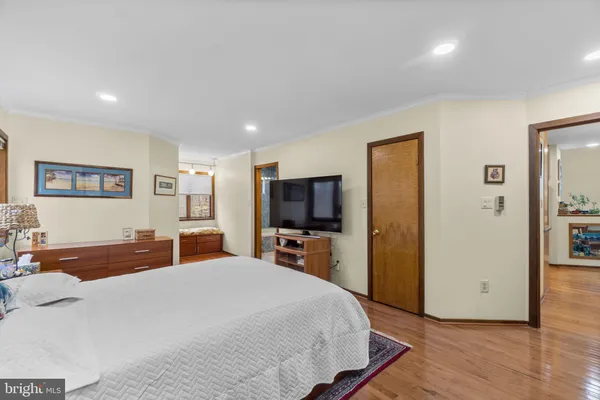 $950,000 | 7314 Meadow Wood Way, Clarksville, MD 21029