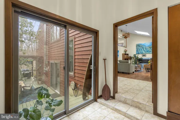 $950,000 | 7314 Meadow Wood Way, Clarksville, MD 21029