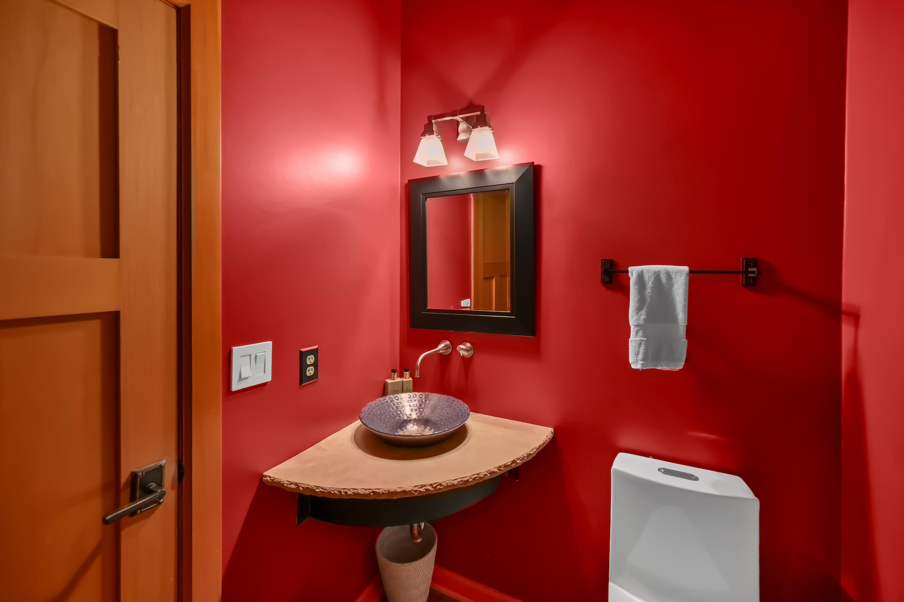 12138 North River Road Mequon, WI 53092 - Photo 29 of 99 DZ12138-15