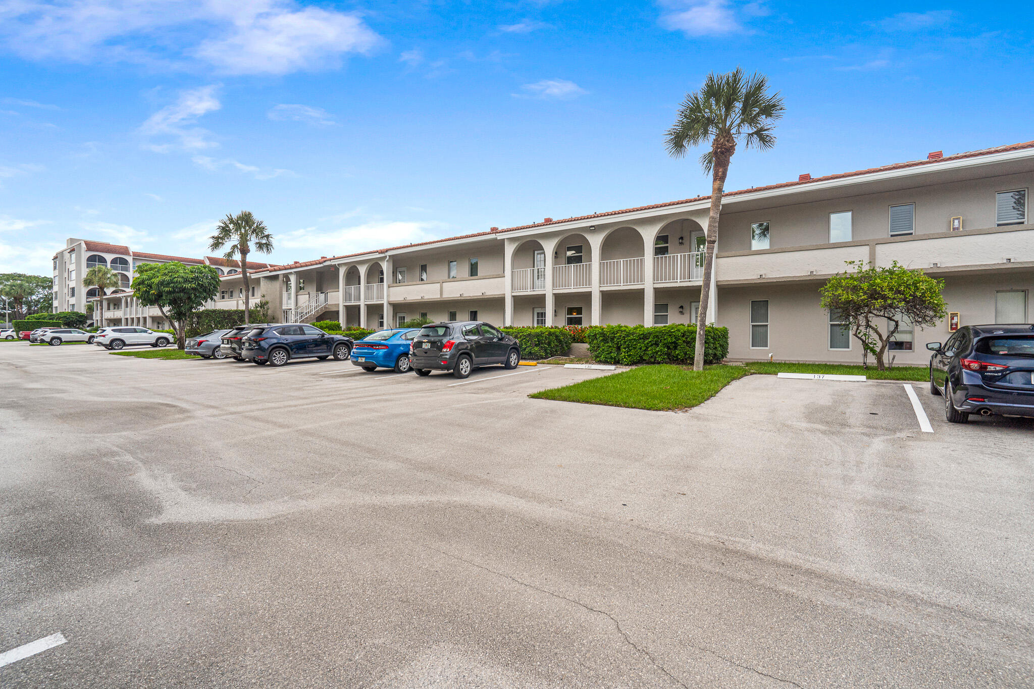 250 Northeast 20th Street, Unit 1290 Boca Raton, FL 33431 - Photo 3 of 52 DSC01553