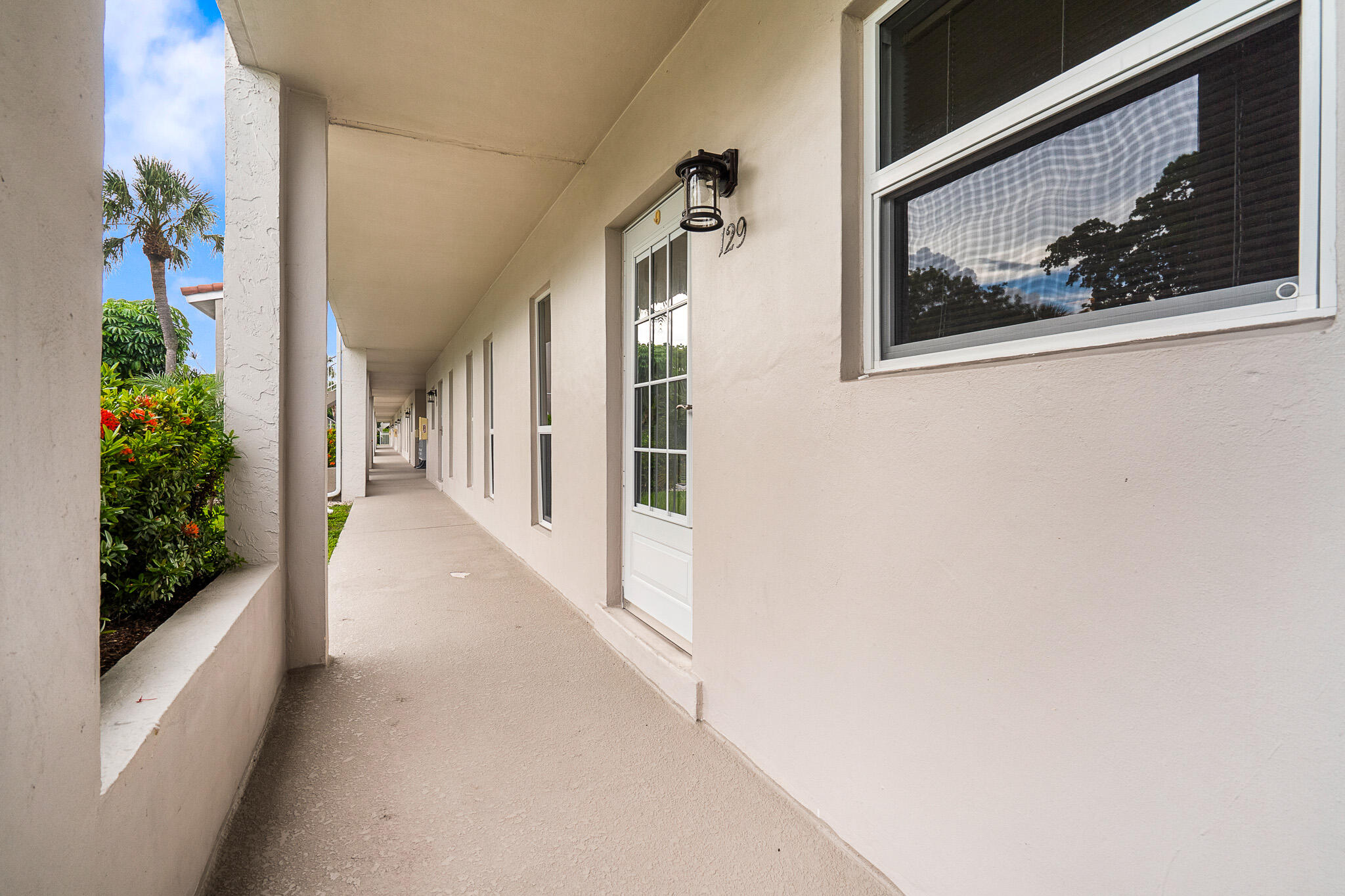 250 Northeast 20th Street, Unit 1290 Boca Raton, FL 33431 - Photo 4 of 52 DSC01533