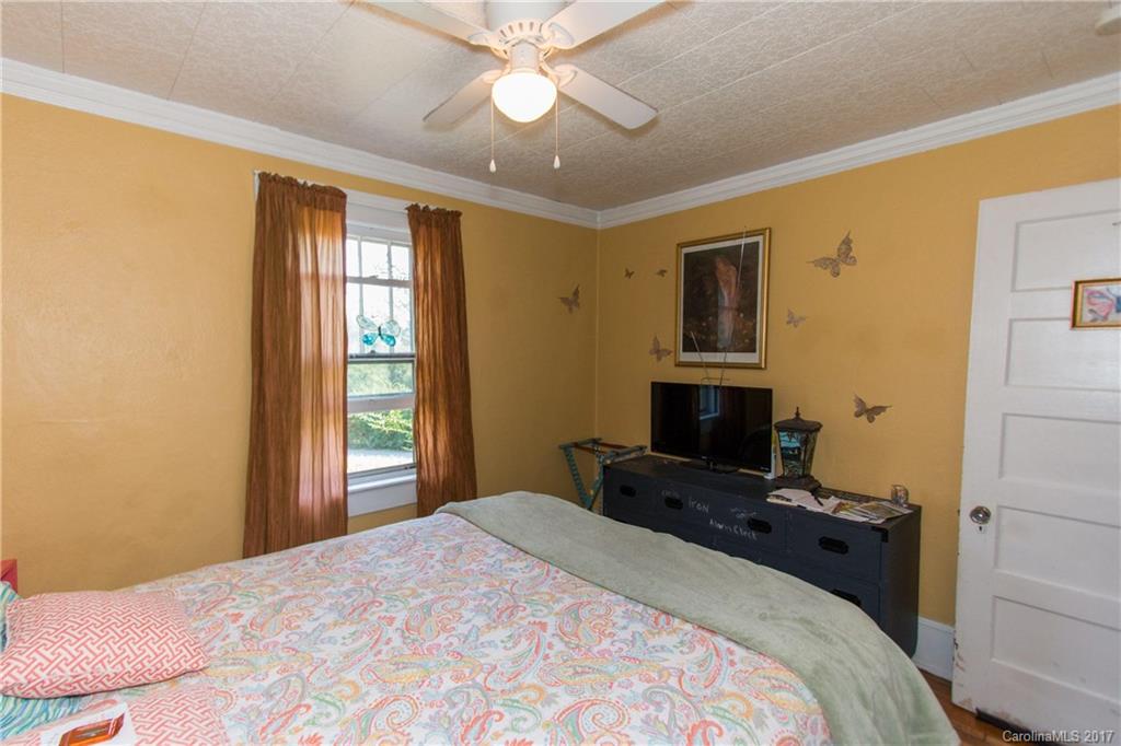 41 Valley View Road Asheville, NC 28803 - Photo 17 of 24 Gallery Image 17