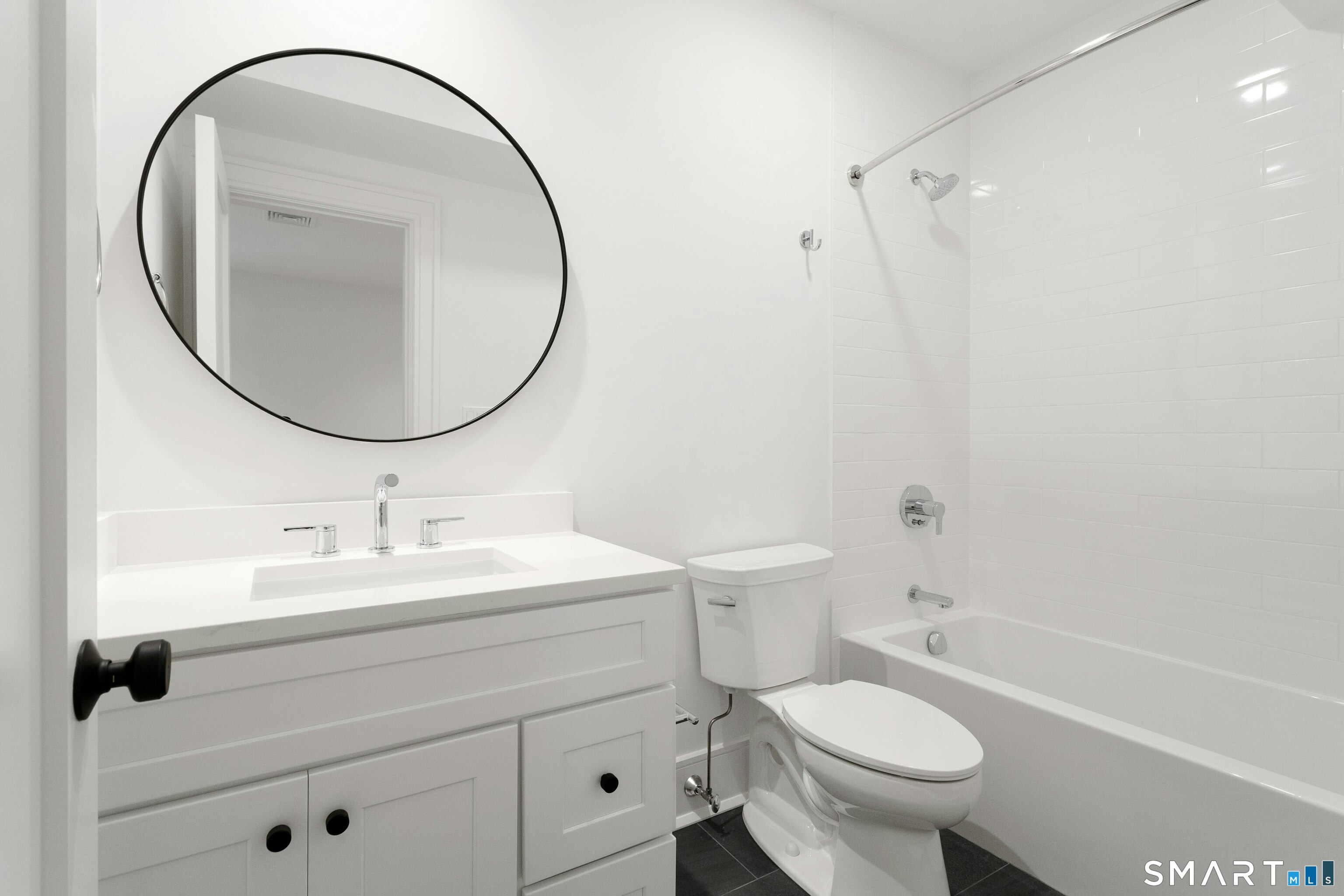 16 R Old Stamford Road New Canaan, CT 06840 - Photo 33 of 36