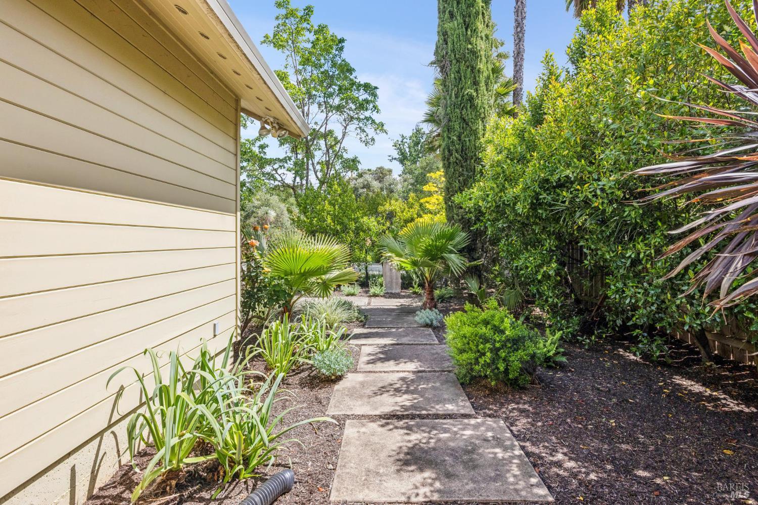 3055 Myrtledale Road Calistoga, CA 94515 - Photo 27 of 45