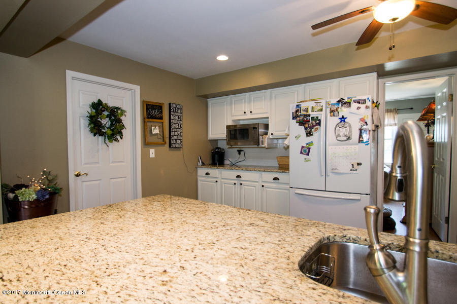 58 Newtons Corner Road Howell, NJ 07731 - Photo 5 of 25 Kit 3