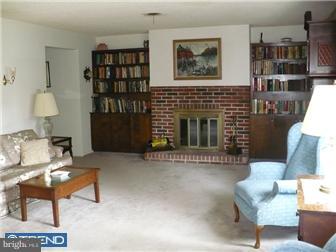 1101 Edann Road Oreland, PA 19075 - Photo 4 of 9 Gallery Image 4