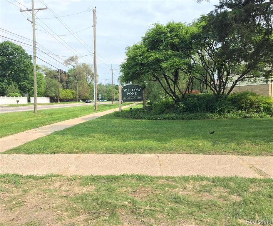 23680 Lahser Road Southfield, MI 48033 - Photo 17 of 18