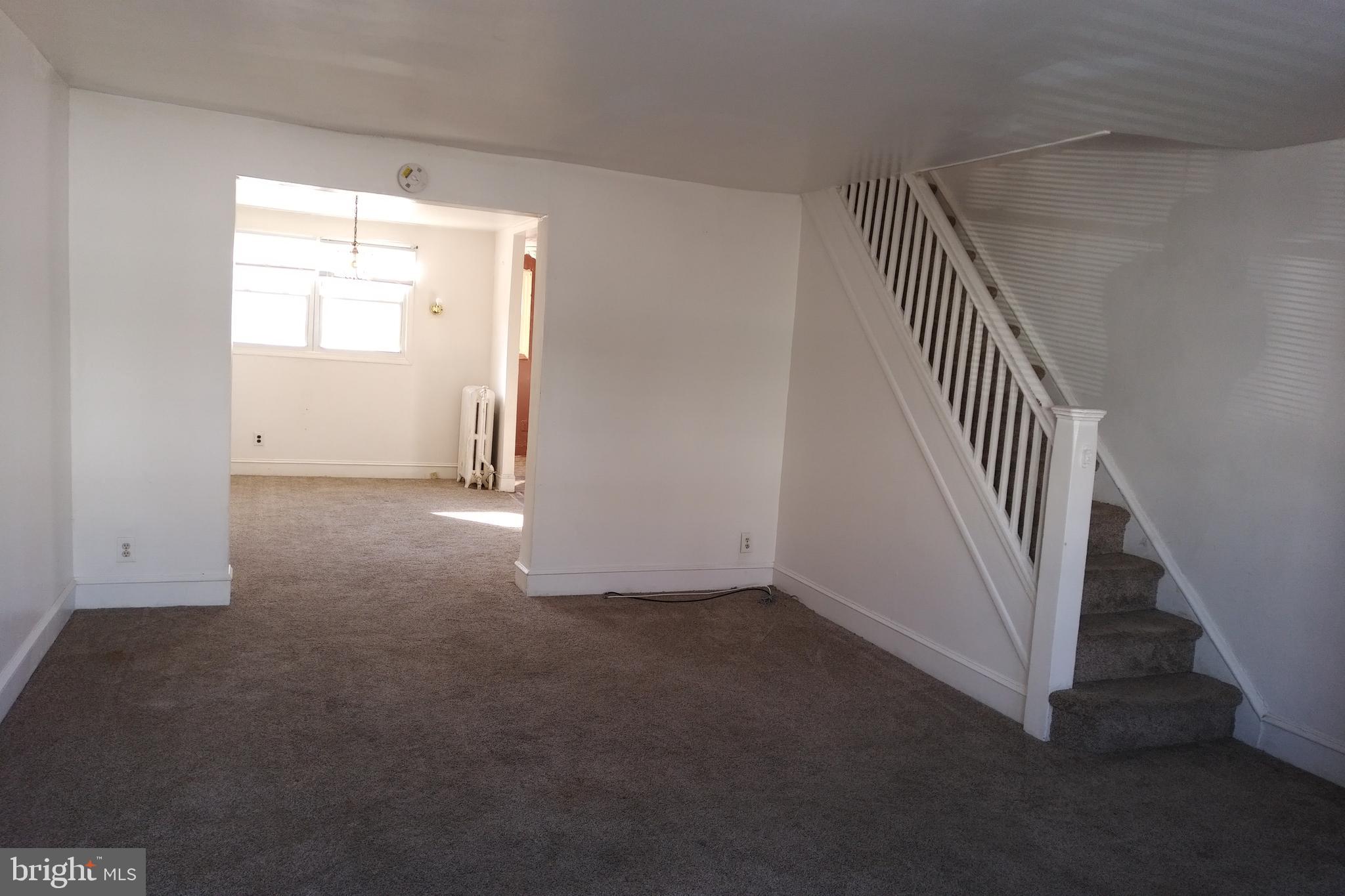 536 Hampden Road Upper Darby, PA 19082 - Photo 3 of 17 Sunny Open Living Area