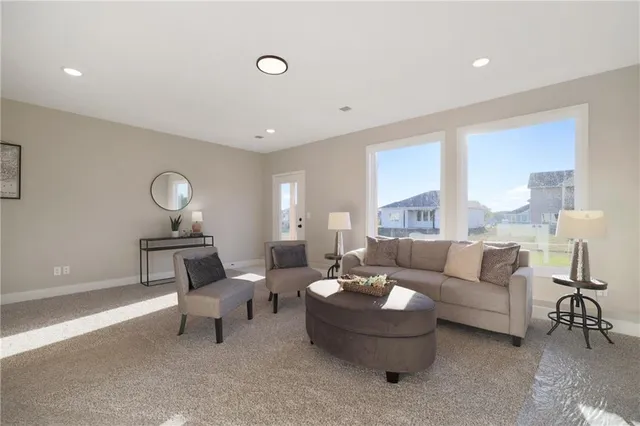 $489,900 | 2341 Northeast Colonnade Avenue, Blue Springs, MO 64029