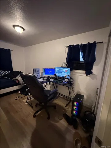 $699,999 | 443 Howe Avenue | Castle Hill