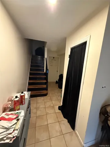 $699,999 | 443 Howe Avenue | Castle Hill