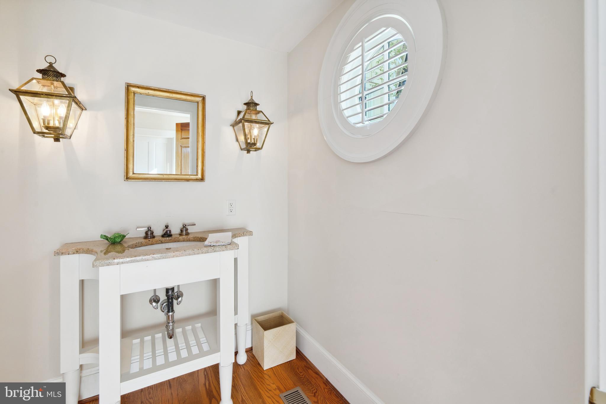 23620 Land's End Road Chestertown, MD 21620 - Photo 25 of 77 Central Hall Powder Room