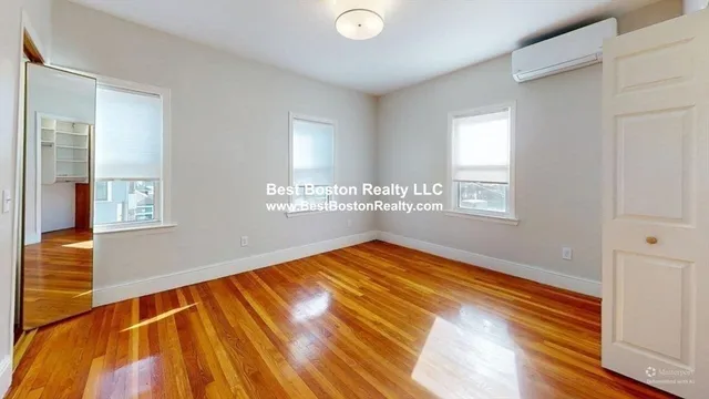 $4,995 | 341 Norfolk Street, Cambridge, MA 02139