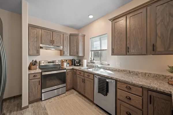 $599,900 | 1048 Dayton Avenue, St. Paul, MN 55104