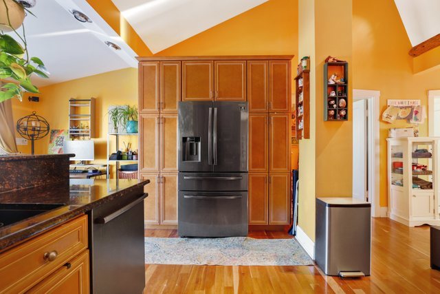 102 Northgate Road Riverside, IL 60546 - Photo 13 of 45 a kitchen with stainless steel appliances granite countertop a refrigerator and a stove