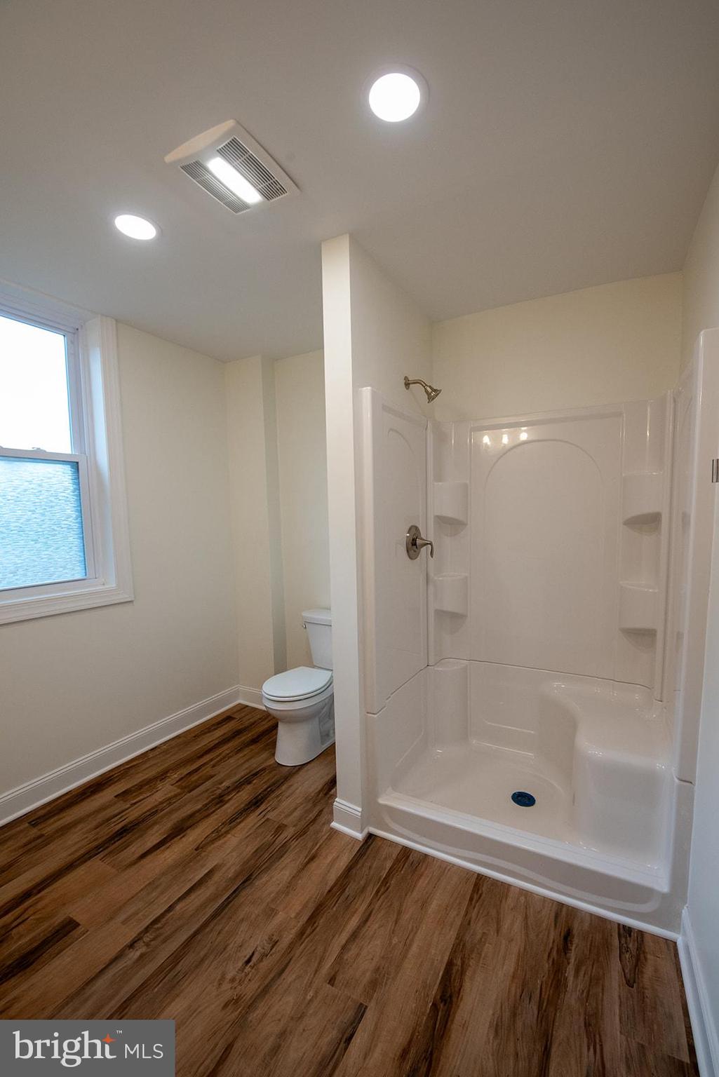 229 Hazel Street Lancaster, PA 17603 - Photo 6 of 38